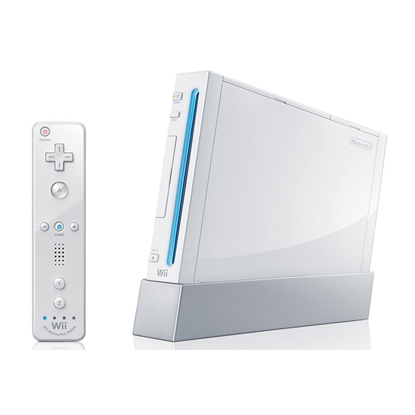 Wii[ウィー] (シロ) (Wiiリモコンプラス付き)